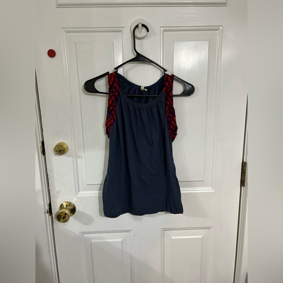 Lynn Larson top - Picture 8 of 11